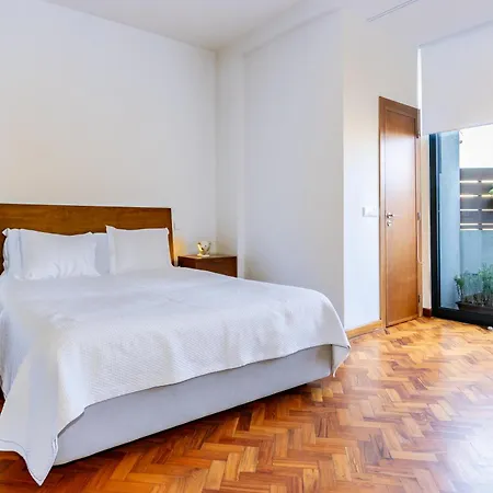 Republica 157 Gasthuis Porto