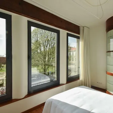 Republica 157 4* Porto