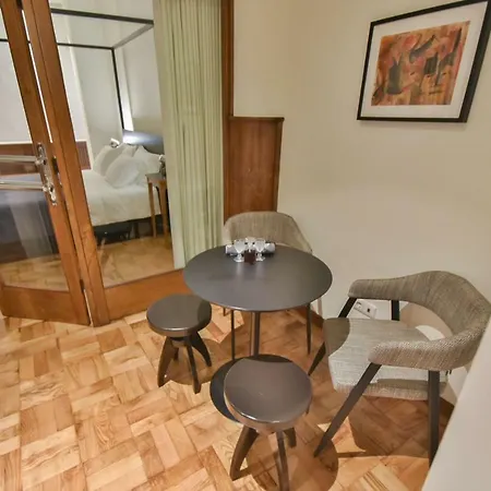 Republica 157 בית הארחה